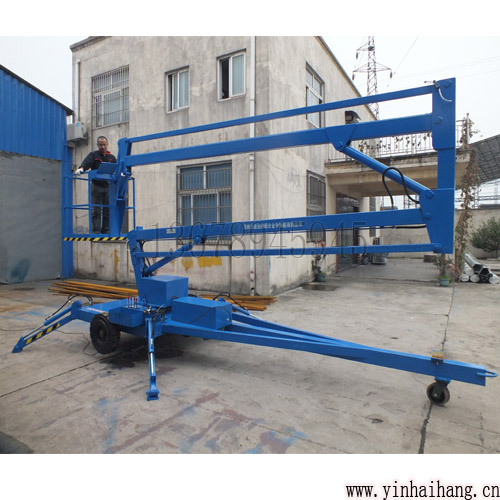 曲臂式升降平臺12