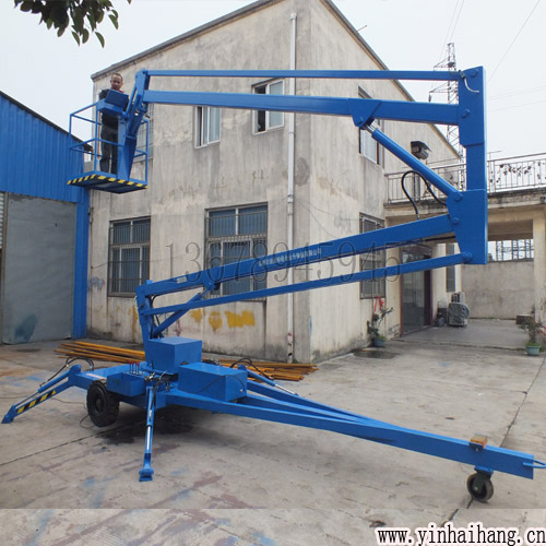 曲臂式升降平臺 高空作業(yè)平臺設(shè)備
