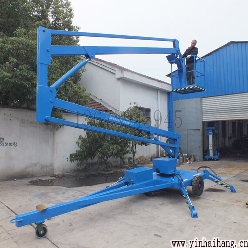 曲臂式升降平臺 高空作業(yè)車 推拉動行走
