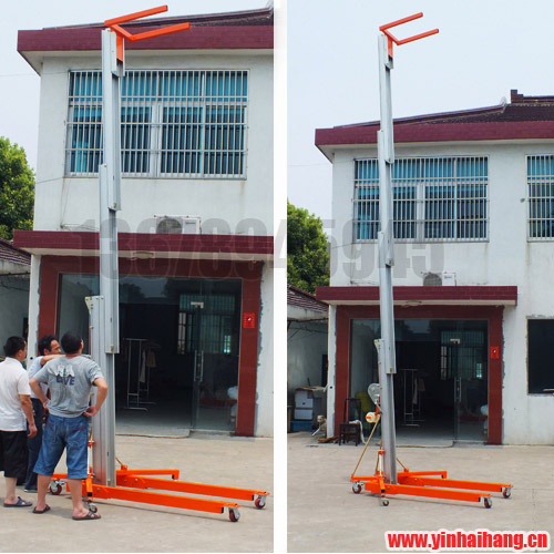 展示展覽器材物料提升機(jī)3