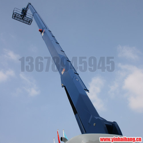 直臂式高空作業(yè)車