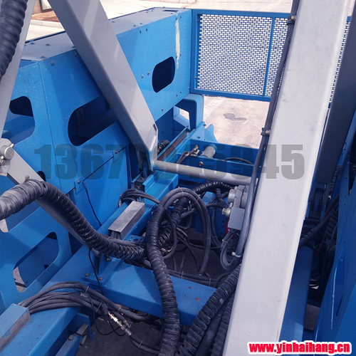 越野型高空作業(yè)升降平臺